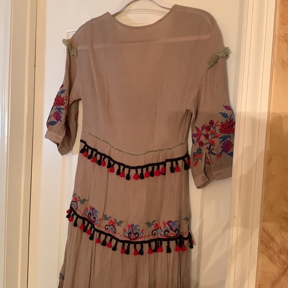 Tan maxi dress - Picture 6 of 8